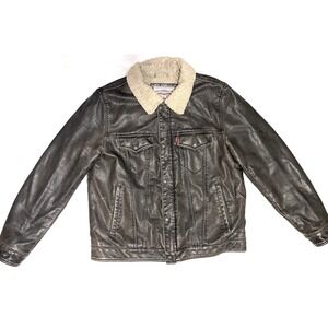 Vintage Levi's Brown bomber jacket With Faux Fur Lining. Size Large